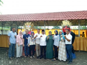 Ornamen Betawi Hiasi TPS Tempat Sachrudin Nyoblos(foto bantenhariinu_aep.BHI)
