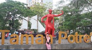 http://www.bantenhariini.id/wp-content/uploads/2018/06/Pesona-Taman-Potret-Jadi-Destinasi-Ngabuburit-di-Tangerang_foto-bantenhariini_aep.jpg