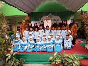 http://www.bantenhariini.id/wp-content/uploads/2018/06/SD-Muhammadiyah-30-Launching-English-Class-Program_foto-bantenhariini_aep.BHI_.jpg